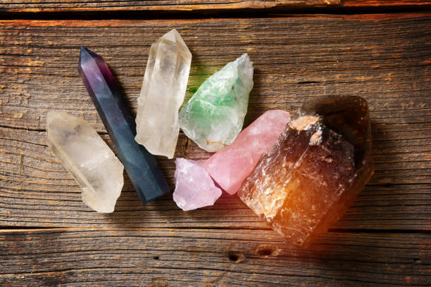 celebs that love crystals 